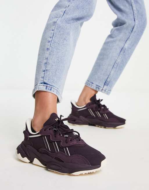 Marte preferir Mente adidas Originals Ozweego trainers in maroon | ASOS