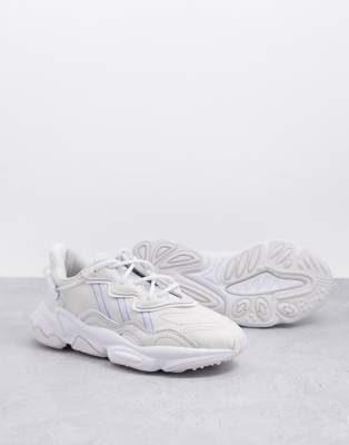 adidas ozweego lila