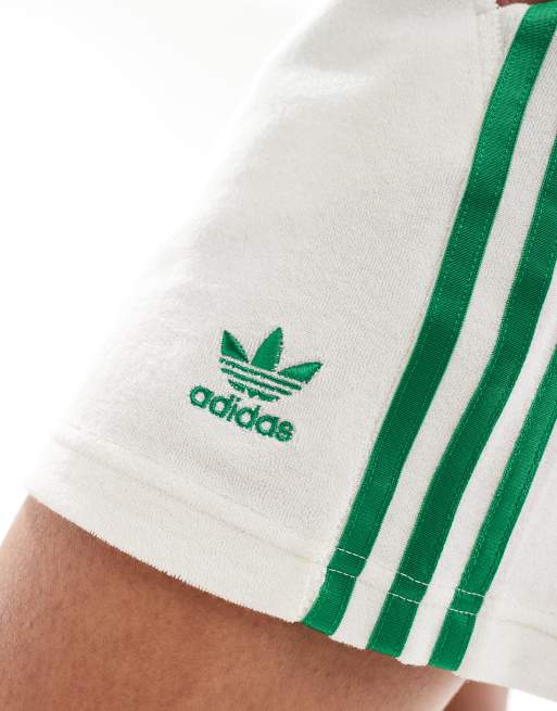 Pantaloncini adidas verdi e bianchi hotsell