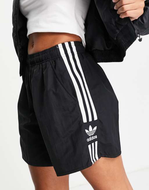 adidas Originals Pantaloncini oversize neri con tre strisce