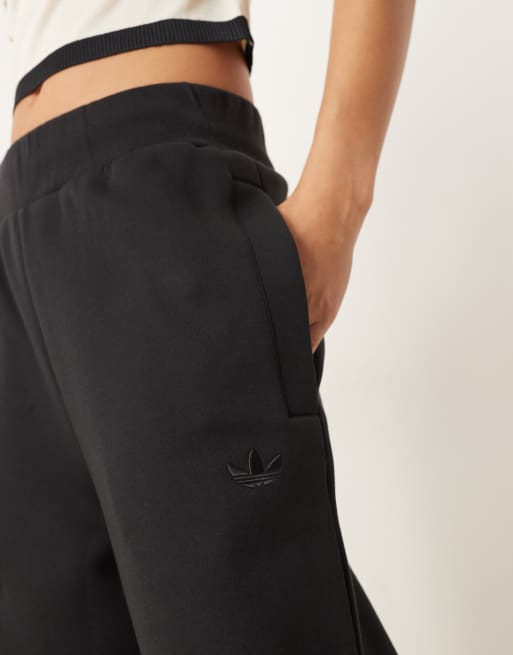 adidas Originals Pantaloni ampi neri con strisce laterali ASOS