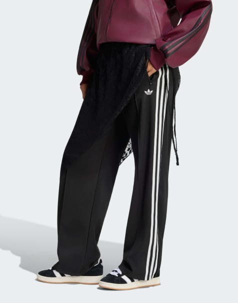 adidas Originals pantaloni della tuta Firebird 2 in 1 ampi con gonna in pizzo nera - view 1
