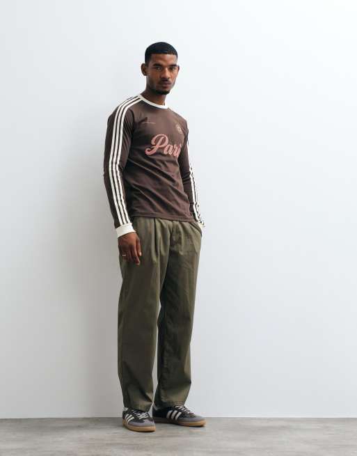 adidas Originals Paris Logo-Jersey in Braun, 3 von 5