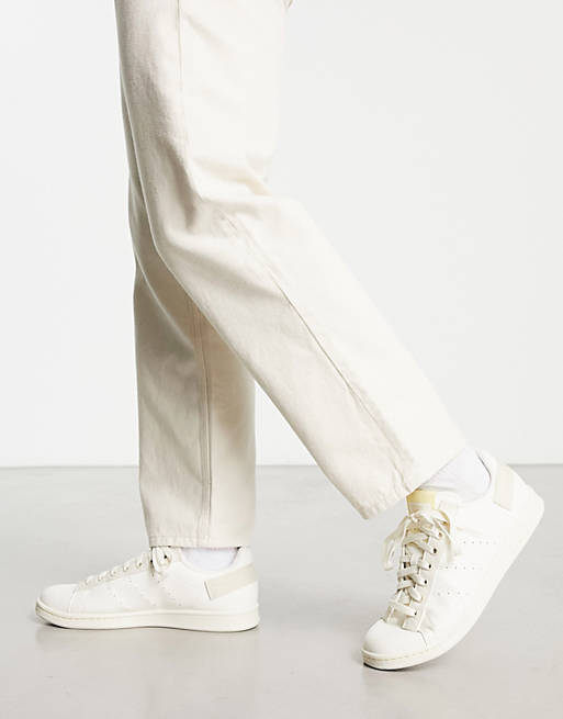 Cuatro Química pulgar adidas Originals Parley Stan Smith sneakers in off white | ASOS