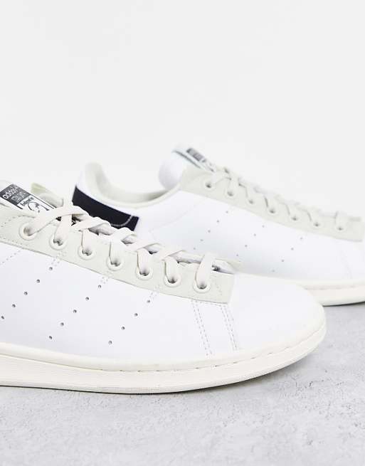 stan smith black heel