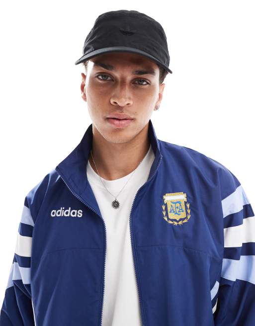 adidas Originals - Pet met mesh detail in zwart