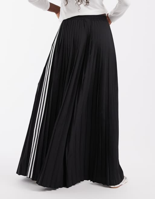 adidas Originals plissierte lockere Trainingshose in Schwarz, 3 von 5