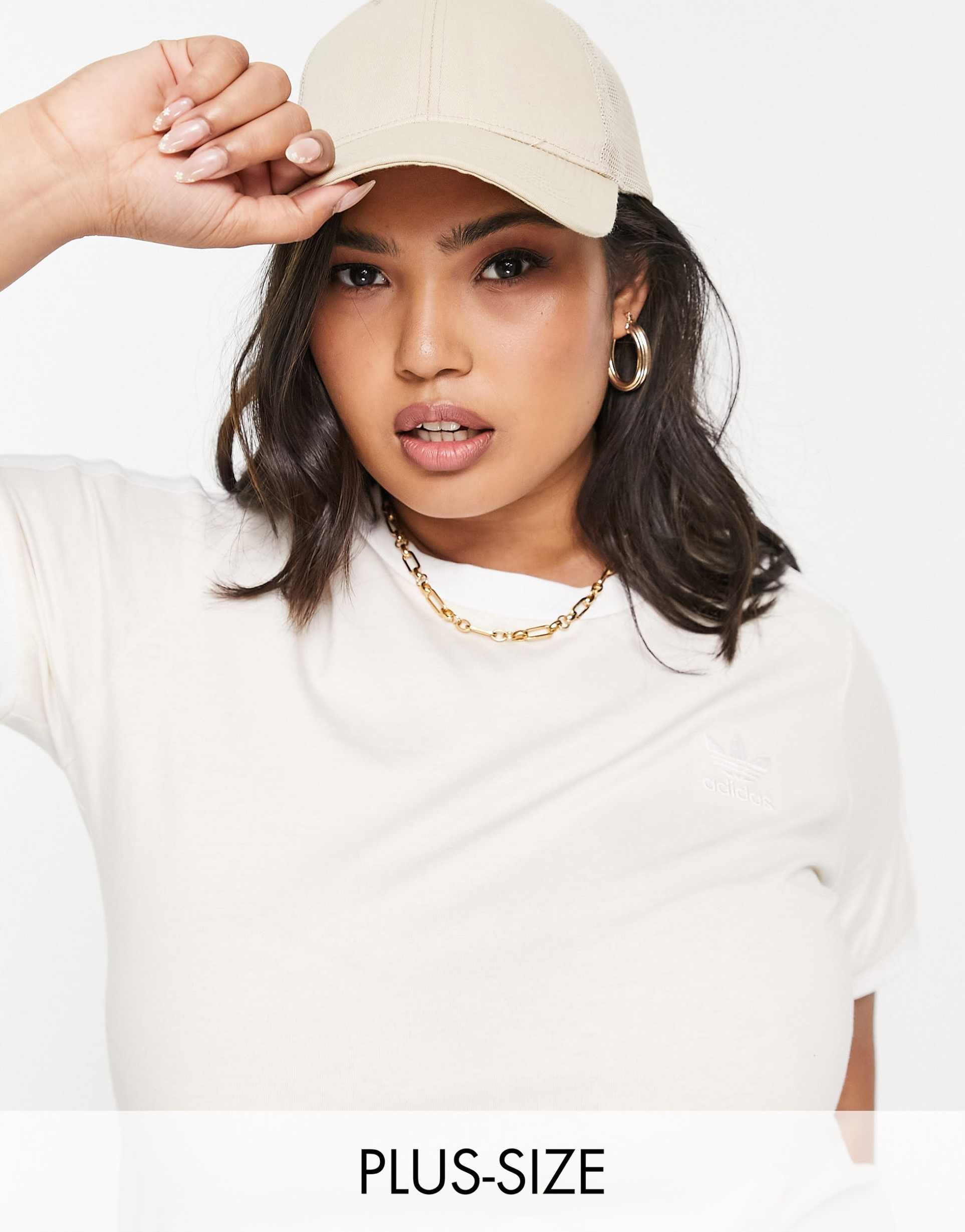 adidas Originals Plus adicolor three stripe t-shirt in beige view 2