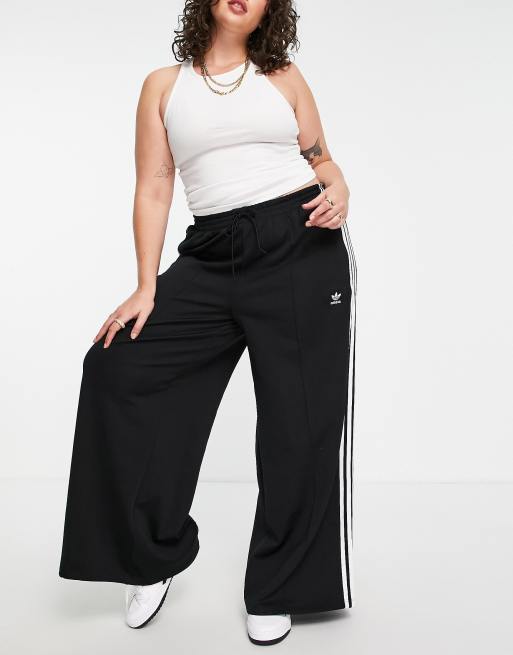 Adidas large cheap pants size
