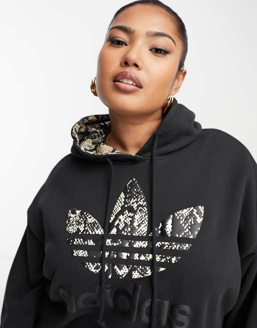 Adidas hoodie hot sale logo