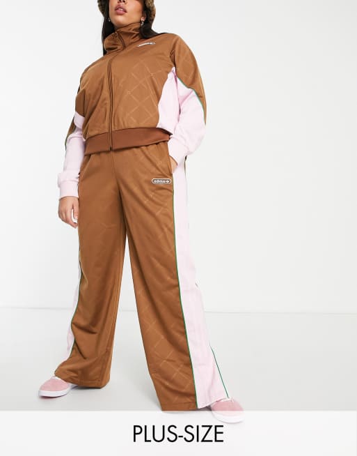adidas Originals Plus - Retro Luxury - Pantaloni sportivi a fondo ampio marroni con stampa con monogramma