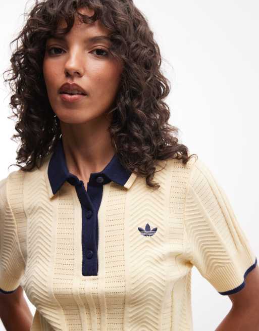 adidas Originals Polohemd mit Zopfmuster in Cremeweiß, 3 von 4