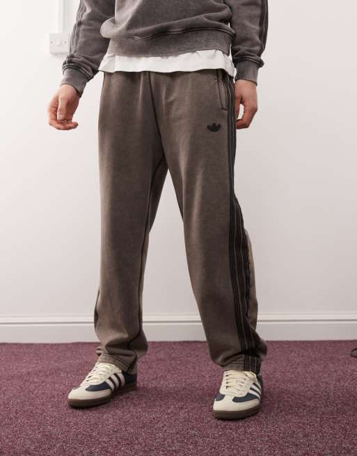 adidas Originals – Premium Essentials – Grå byxor, 4 av 5