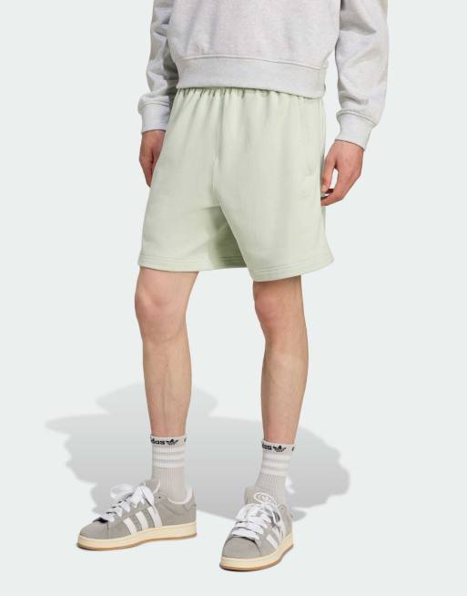 adidas Originals – Premium – Essentials – Gröna shorts