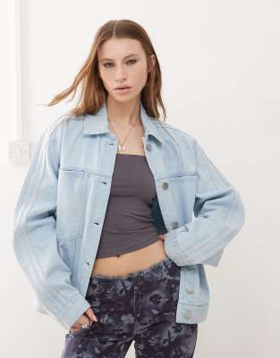adidas Originals - Premium Essentials - Jeansjacke in Hellblau