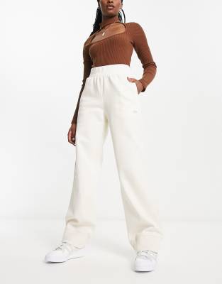 New Look wide leg joggers in khaki