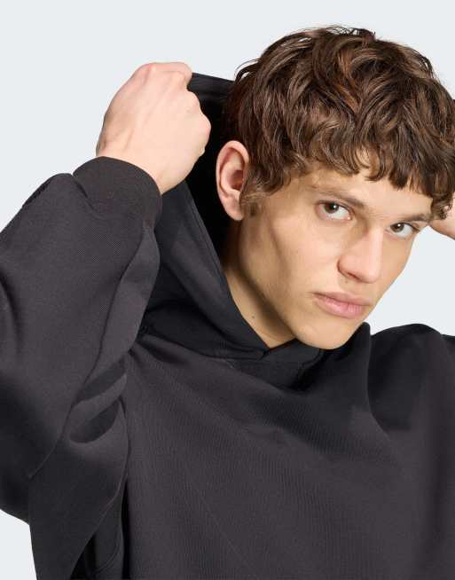 adidas Originals Premium Essentials Kapuzenpullover in Schwarz, 2 von 4