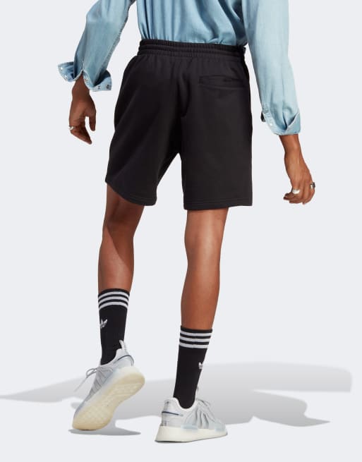 adidas Originals Premium Essentials Pantaloncini neri ASOS