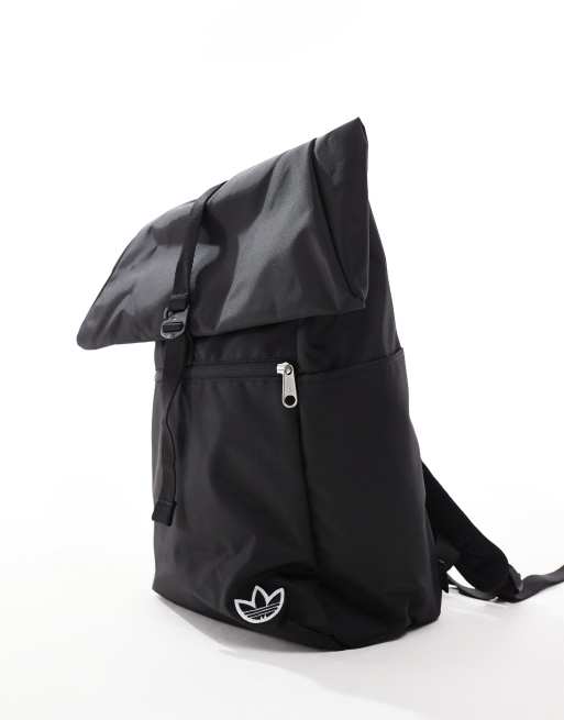 adidas Originals Premium Essentials Rucksack in Schwarz mit Rolltop Verschluss