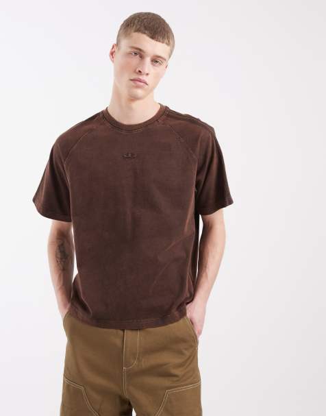 adidas Originals - Premium Essentials - T-shirt in koffiebruin met wassing - view 1