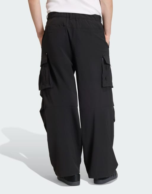 adidas Originals – Premium Essentials – Utility-Hose in Schwarz mit Cargo-Taschen, 2 von 4
