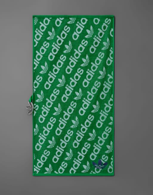 adidas Originals - Premium - Golfhanddoek in groen
