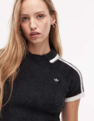 Adidas Originals Premium Knit Cali T-shirt In Black
