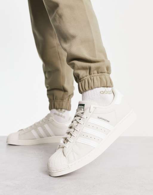 Adidas hot sale superstar varsity