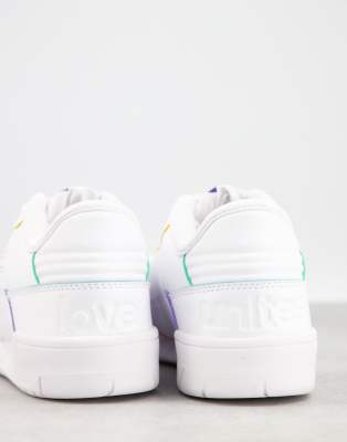 adidas originals carrera pride