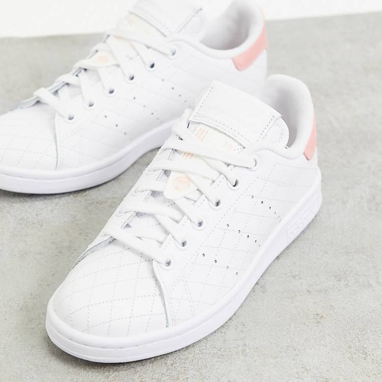 adidas Originals quilted Stan Smith sneakers in white and pink | ASOS
