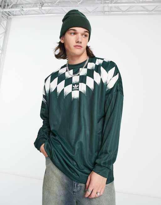 Dark green adidas store top