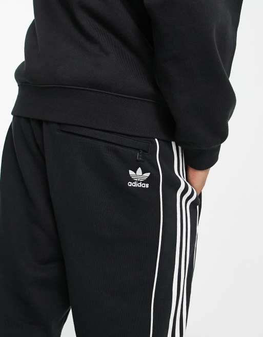 Adidas originals authentic on sale joggers in black dh3857