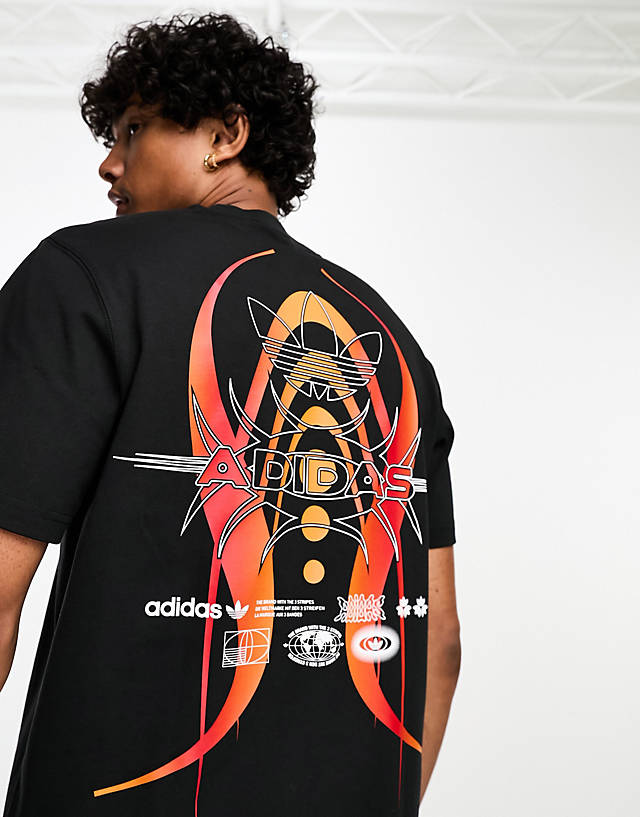 adidas Originals - rekive large backprint graphic t-shirt in black