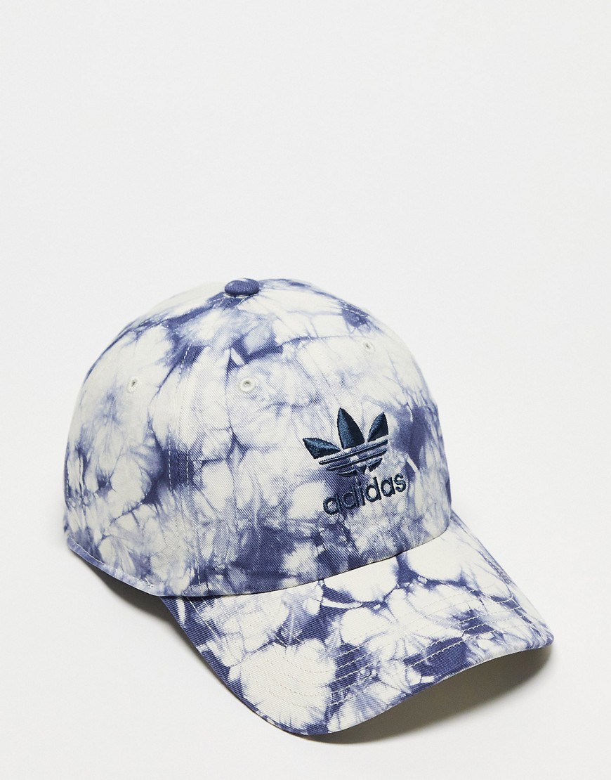 Adidas Originals Relaxed Color Wash 2.0 cap in white and blue
