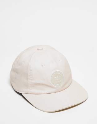 Relaxed Resort strapback cap in light pink-Neutral