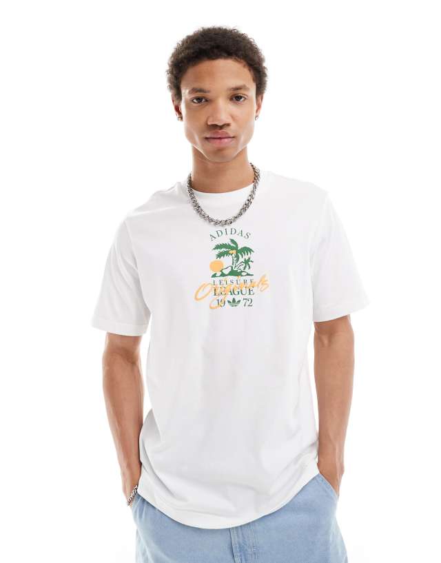 adidas Originals - resort graphic t-shirt in white