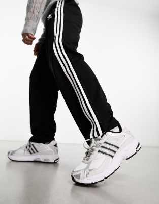 adidas noire et blanche