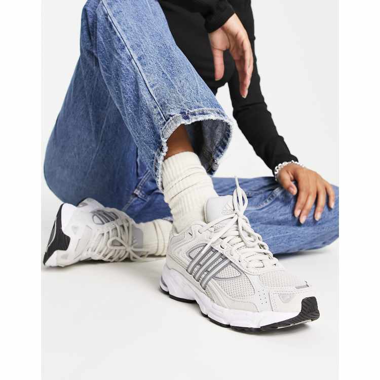 adidas Originals Response CL Sneakers in wit en grijs ASOS