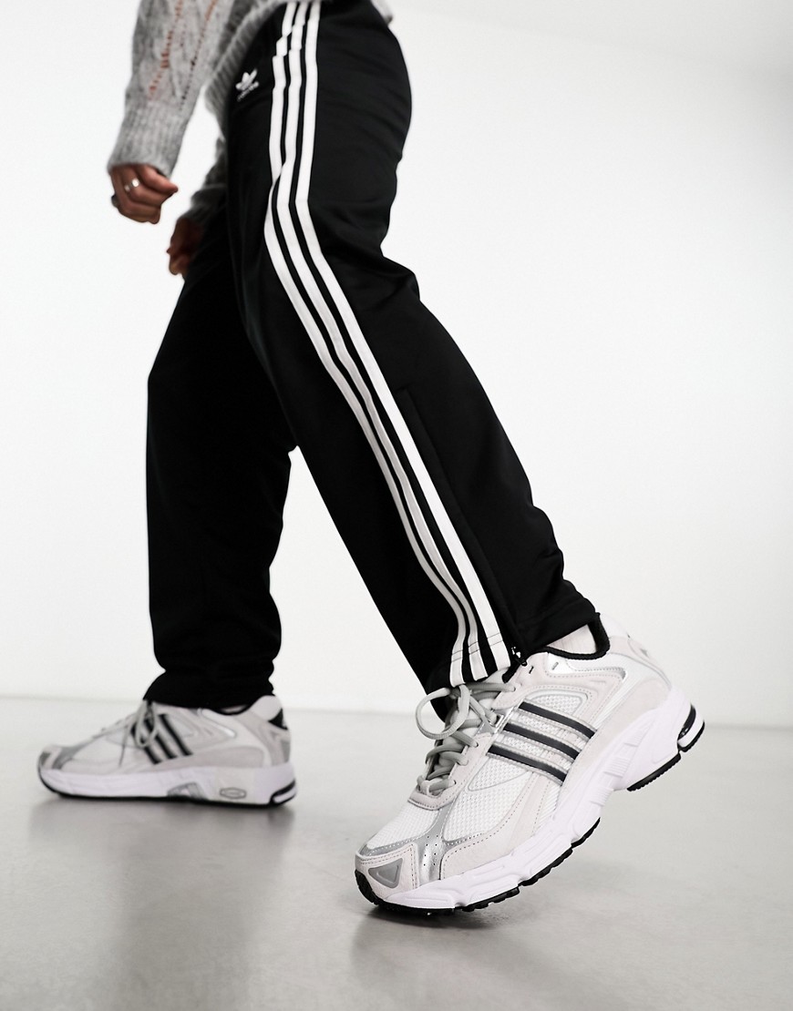 adidas Originals Response CL trainers in future white/black