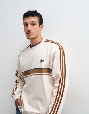 Sweatshirt 4