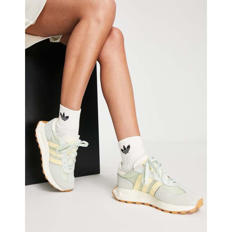 samle entusiastisk Tog adidas Originals Retropy E5 sneakers in linen green and yellow | ASOS