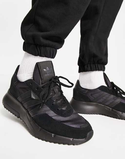 adidas Originals – Retropy F2 – Sneaker in Triple-Schwarz