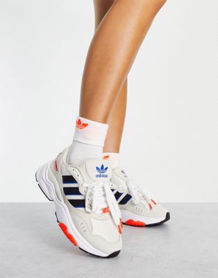 adidas Originals - Retropy F90 - Baskets avec détails rouges - Blanc cassé