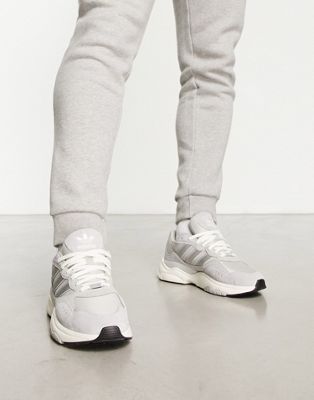 adidas Originals Retropy F90 trainers in grey