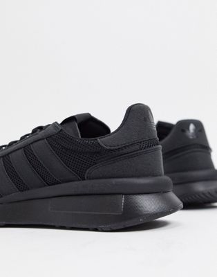 adidas classic sneakers black