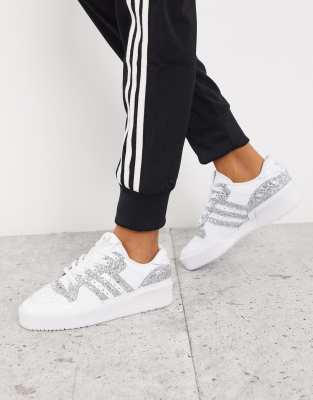 basket adidas paillette argent