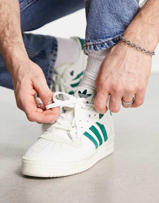adidas Originals - Rivalry - Lage sneakers in wit en zwart
