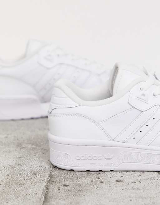 Adidas originals rivalry low trainers in triple on sale white