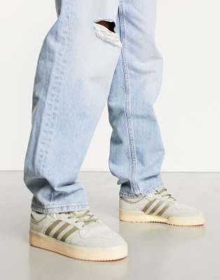 adidas Originals - Rivalry Low 86 - Sneaker in Grau