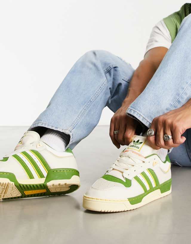 adidas Originals Rivalry Low 86 sneakers in white and green